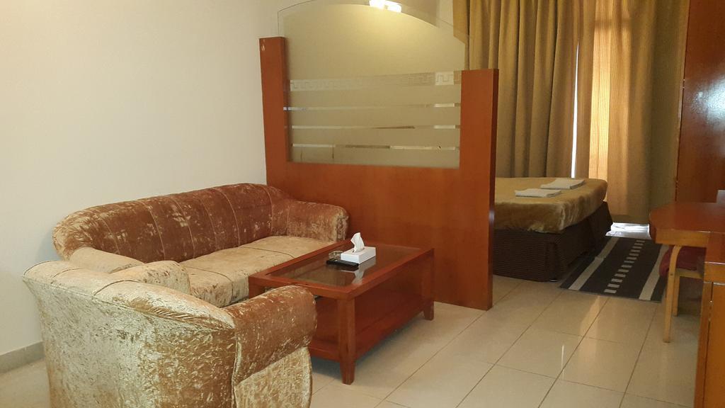 Al Raien Hotel Apartment Dubai Zimmer foto